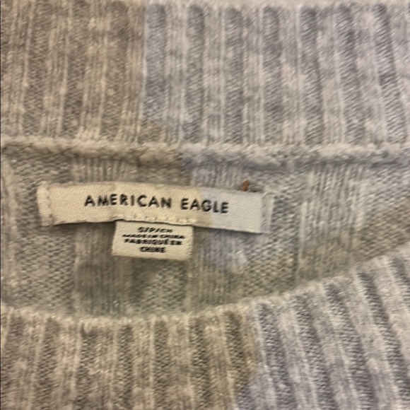 Gray Ribbed Knit Sweater - Picture 2 of 4